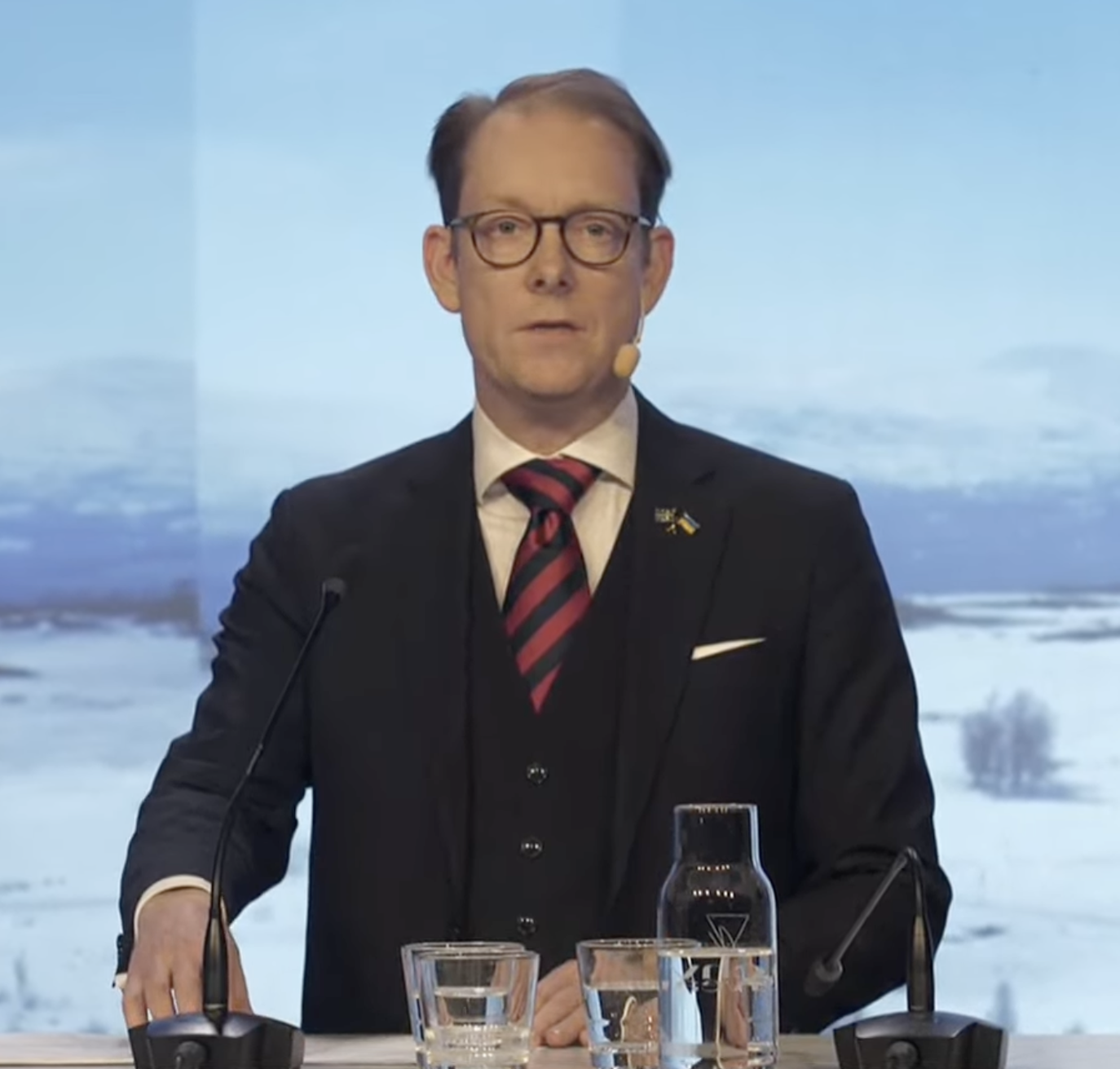 Utrikesminister Tobias Billström (M) talar vid Folk och Försvars rikskonferen 2024.