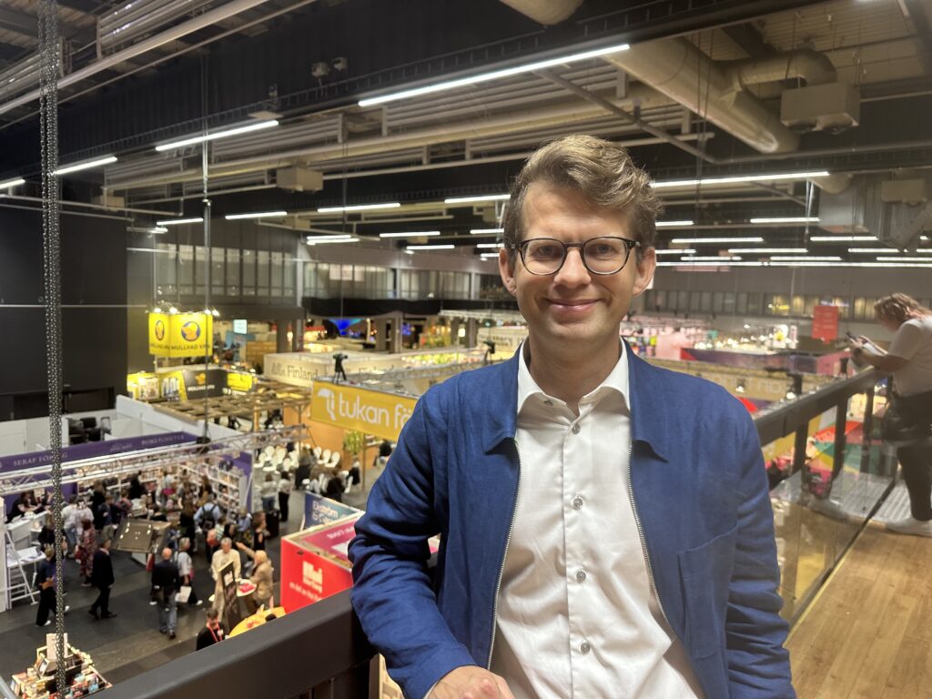 E Axel Darvik på bokmässan